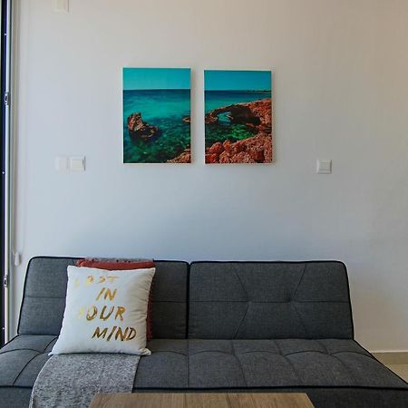 Phaedrus Living - Seaside Luxury Flat Harbour 104 Lejlighed Paphos Eksteriør billede