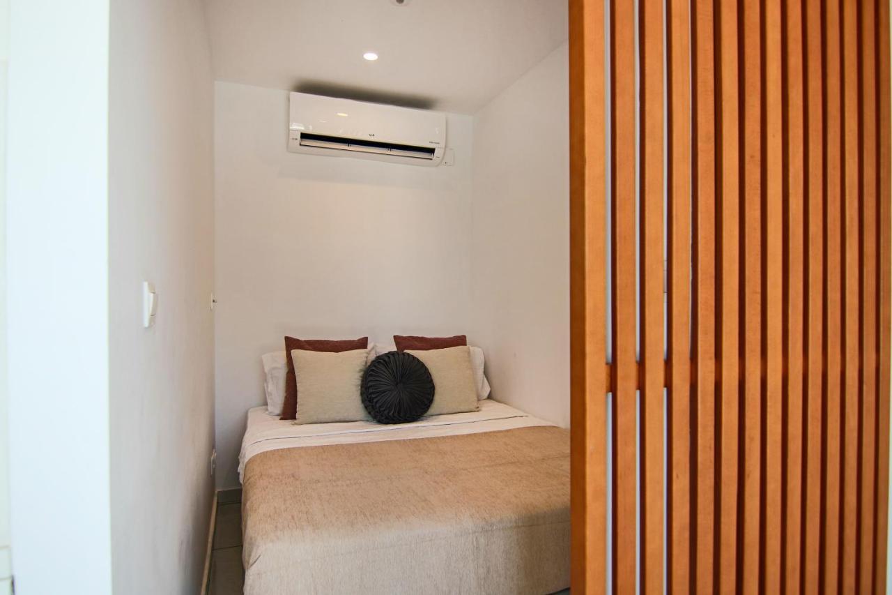 Phaedrus Living - Seaside Luxury Flat Harbour 104 Lejlighed Paphos Eksteriør billede